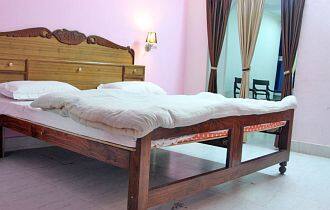 Raj Kamal Hotel, Phulbani 2